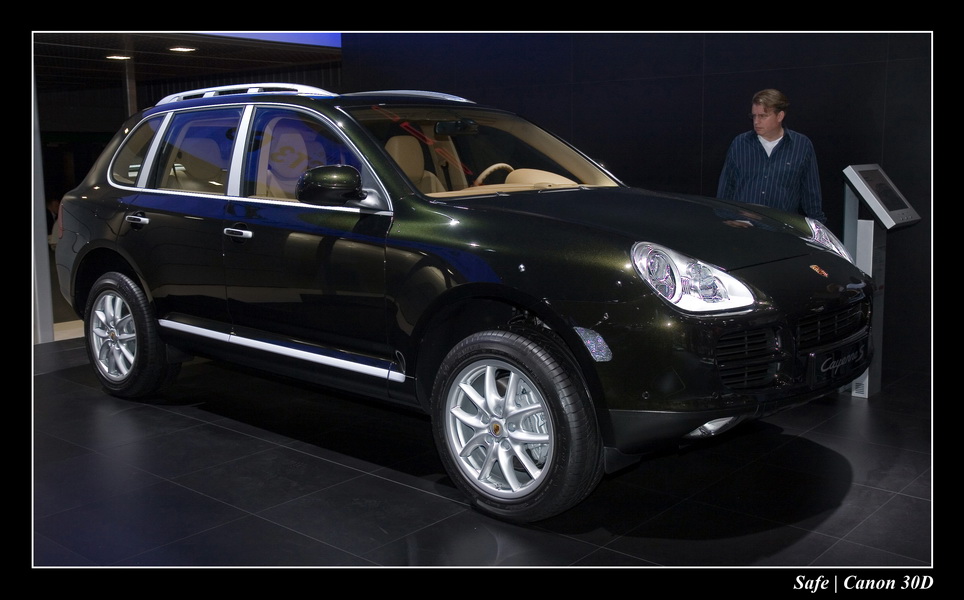 Oct 06 - Mondial Auto Paris - 090